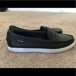 COLE HAAN PINCH WEEKENDER LEATHER LOAFER - size 10